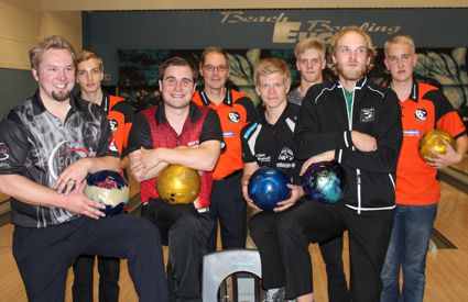 Fr�n v�nster. Uotila,Lindroos,Pakonen,Friman,Luosuj�rvi,Tiainen,Bostr�m och kiuru.